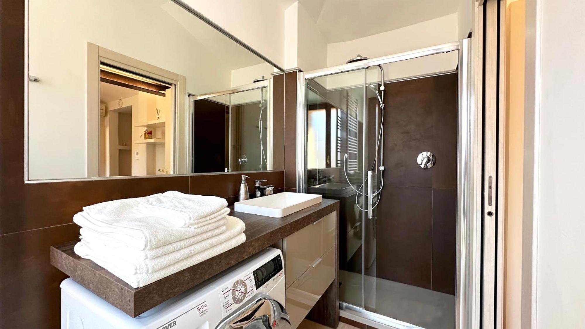 Int 5 - Appartamento Elios By Residence San Luca Болоня Екстериор снимка